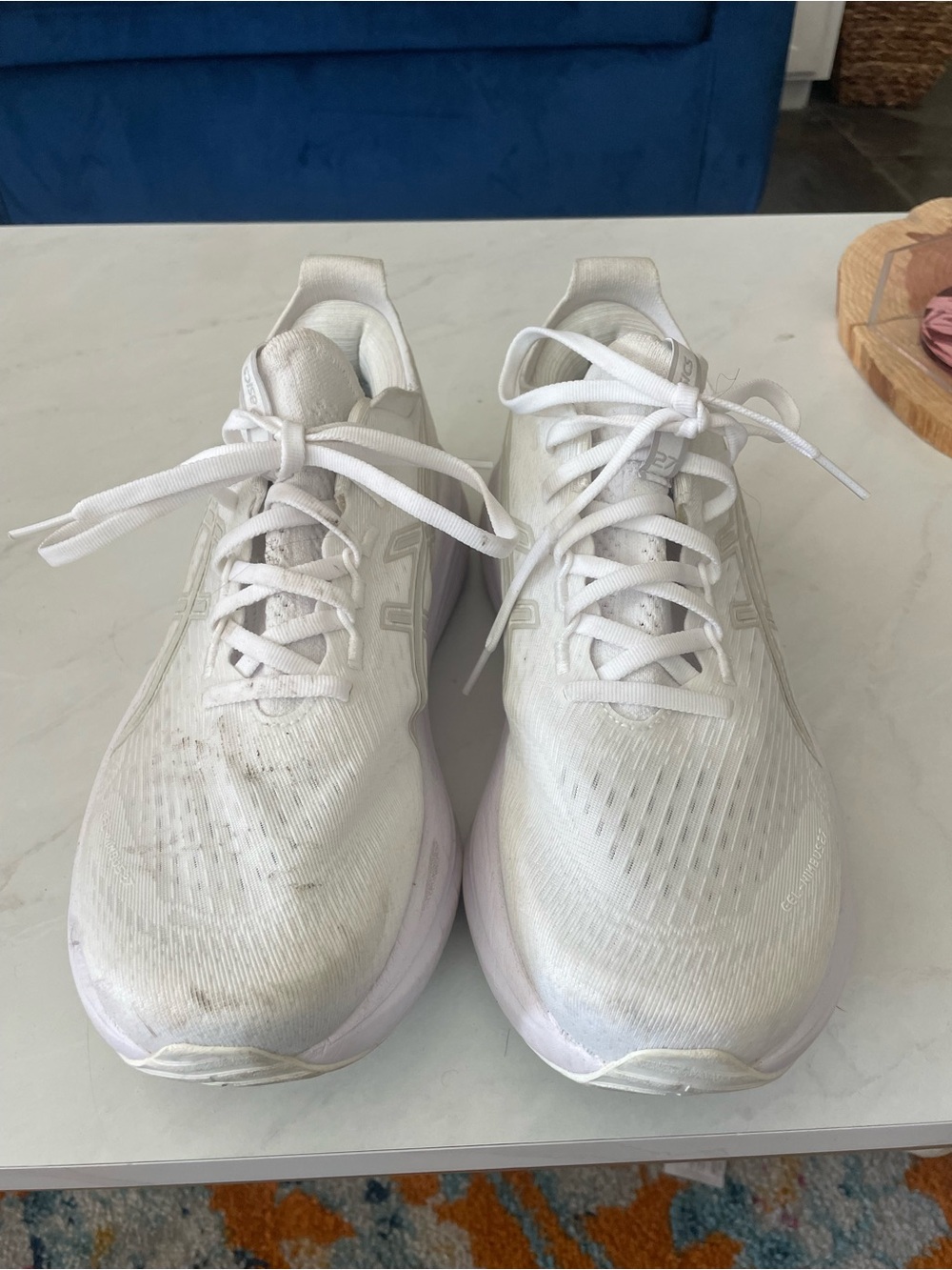 ASICS gel nimbus white worn once - bought the wrong size for me - Picture 2 of 6